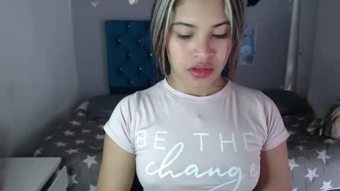 miacumgirl online show from 04.21.26