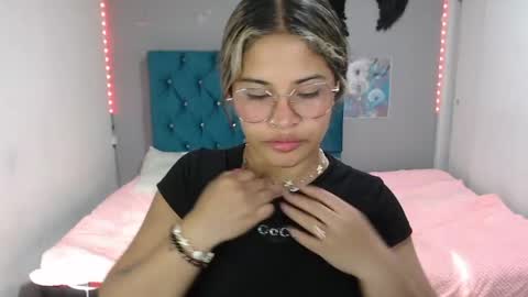 miacumgirl online show from 06.09.26