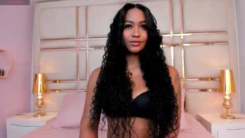 Call me Mia online show from 04.05.26