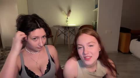 Mia online show from 04.30.26