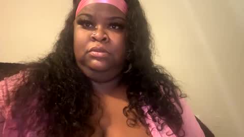 miaginger2 online show from 10.14.25