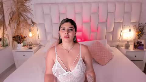 mia greys  online show from 07.05.26