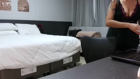 Ms Mia  Owner Of  Your Mind online show from 12.08.24