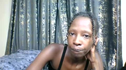Snapshot of miahcreamer chatting on 06.18.26 miahcreamer online show from 06.18.26