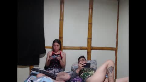 Snapshot of miahells chatting on 02.05.25 Mia Sam online show from 02.05.25
