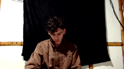 Mia  Sam online show from 11.23.25