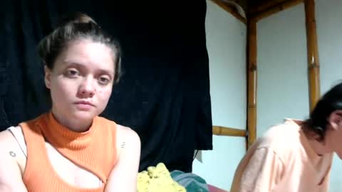Snapshot of miahells chatting on 07.02.26 Mia Sam online show from 07.02.26