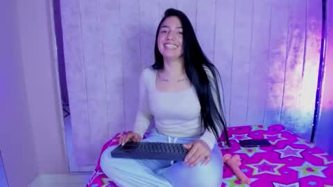 Mia online show from 03.06.26