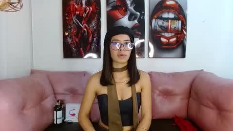 Snapshot of miahotcs chatting on 12.05.25 miahotcs online show from 12.05.25