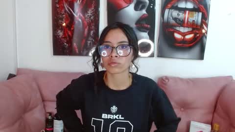 Snapshot of miahotcs chatting on 01.10.26 miahotcs online show from 01.10.26