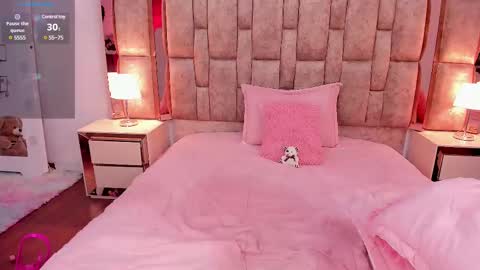 MIAISABELL21 online show from 02.16.25