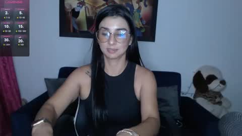 Snapshot of miakhalifa_1 chatting on 01.01.25 Alejandra khalifa online show from 01.01.25