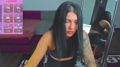 Mia Kittyy online show from 10.24.25