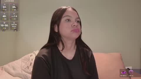 Mia online show from 05.04.26