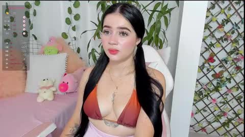 mia 600am-1000am Colombia time online show from 01.11.25