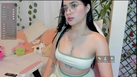 mia 600am-1000am Colombia time online show from 03.02.25