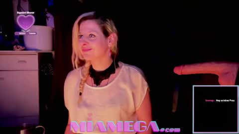 Snapshot of miamega chatting on 04.07.26 Mia online show from 04.07.26