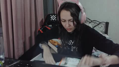 Snapshot of miameowkiss chatting on 01.08.26 Mia online show from 01.08.26