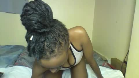 Snapshot of miami_muffin chatting on 02.16.26 Muffin online show from 02.16.26