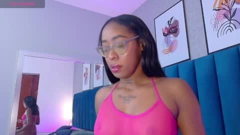 Mia  online show from 06.01.26