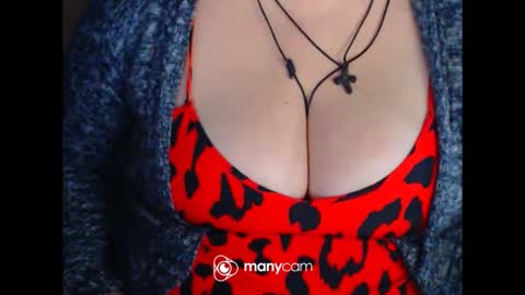 Snapshot of miamimistress chatting on 02.12.26 maya online show from 02.12.26