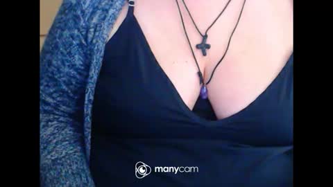 Snapshot of miamimistress chatting on 03.14.26 maya online show from 03.14.26