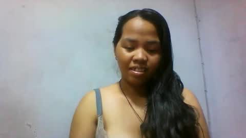 Snapshot of miarii chatting on 05.29.26 miarii online show from 05.29.26