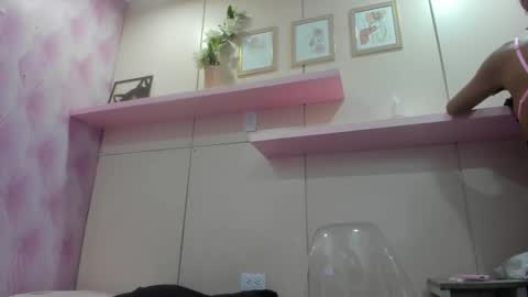 Snapshot of miarivers_ chatting on 01.07.26 MIA online show from 01.07.26