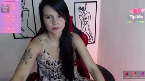 miarobinn_ online show from 03.14.26