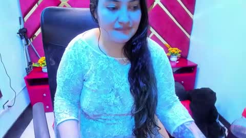 Snapshot of miarous69 chatting on 02.13.26 MiaRouse online show from 02.13.26