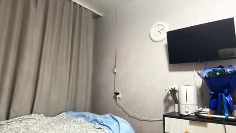 Snapshot of miasuszynski chatting on 02.27.26 Milana online show from 02.27.26