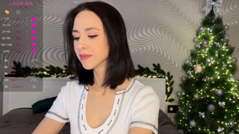 Snapshot of miasweetashoney chatting on 01.13.26 Mia online show from 01.13.26