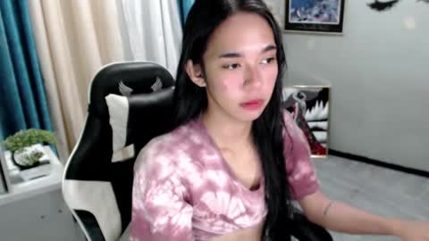 Mia online show from 01.25.25