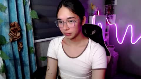 Mia online show from 02.24.26