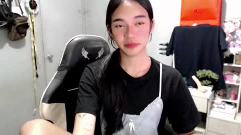 Mia online show from 03.17.26