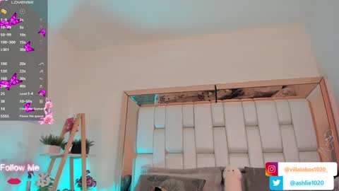 Mia Villalobos online show from 12.28.24