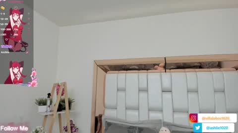 Mia Villalobos online show from 01.21.25