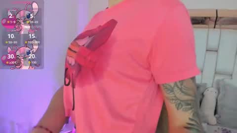 Mia Villalobos online show from 09.12.25