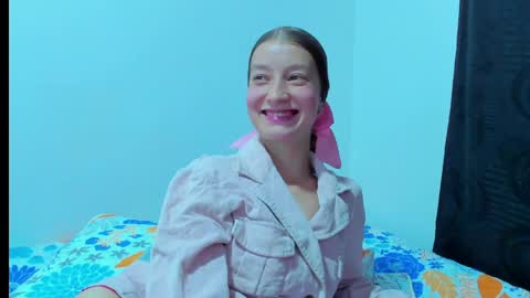  Chloe  online show from 04.24.26