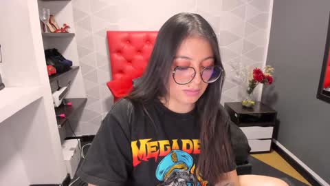 M I A W I L S online show from 01.22.25