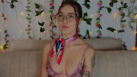 Mia Winx  online show from 09.11.25