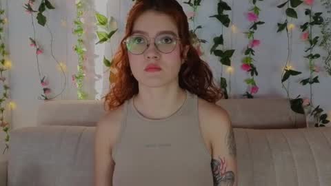 Mia Winx  online show from 09.15.25