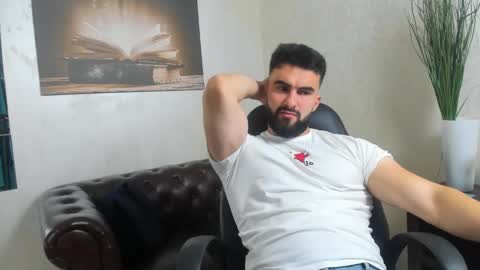 Snapshot of micahlane chatting on 10.24.25 MicahLane online show from 10.24.25