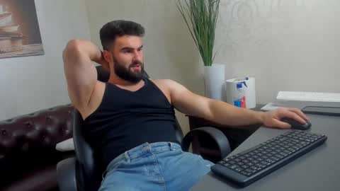 Snapshot of micahlane chatting on 11.03.25 MicahLane online show from 11.03.25