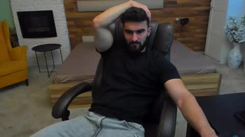 Snapshot of micahlane chatting on 11.04.25 MicahLane online show from 11.04.25