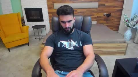 Snapshot of micahlane chatting on 11.17.25 MicahLane online show from 11.17.25