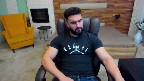 Snapshot of micahlane chatting on 11.23.25 MicahLane online show from 11.23.25