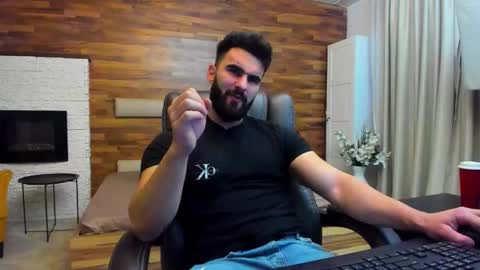 Snapshot of micahlane chatting on 11.29.25 MicahLane online show from 11.29.25