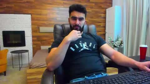 Snapshot of micahlane chatting on 12.04.25 MicahLane online show from 12.04.25