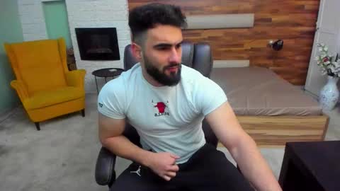 Snapshot of micahlane chatting on 12.23.25 MicahLane online show from 12.23.25